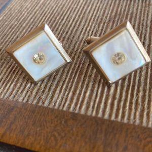 Vintage gold tone square/diamond shape MOP & round rhinestone center cuff links
